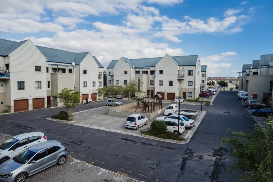 3 Bedroom Property for Sale in Parklands Western Cape